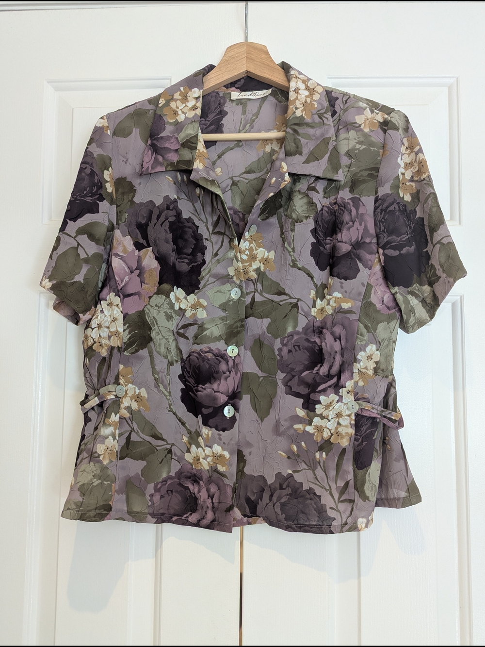 Vintage 90s Tradition Lavender Floral Short Sleeve Shirt Blouse Fairy Whimsigoth